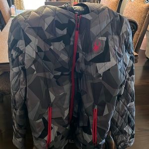 Mens authentic SPYDER fall/spring jacket.  Worn 2 times